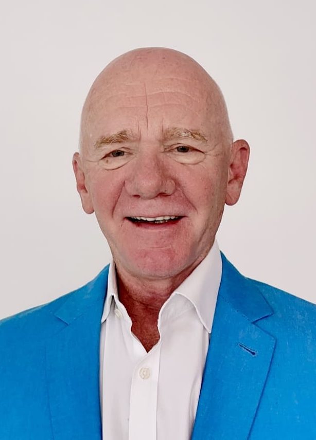 Dr. Patrick Maes